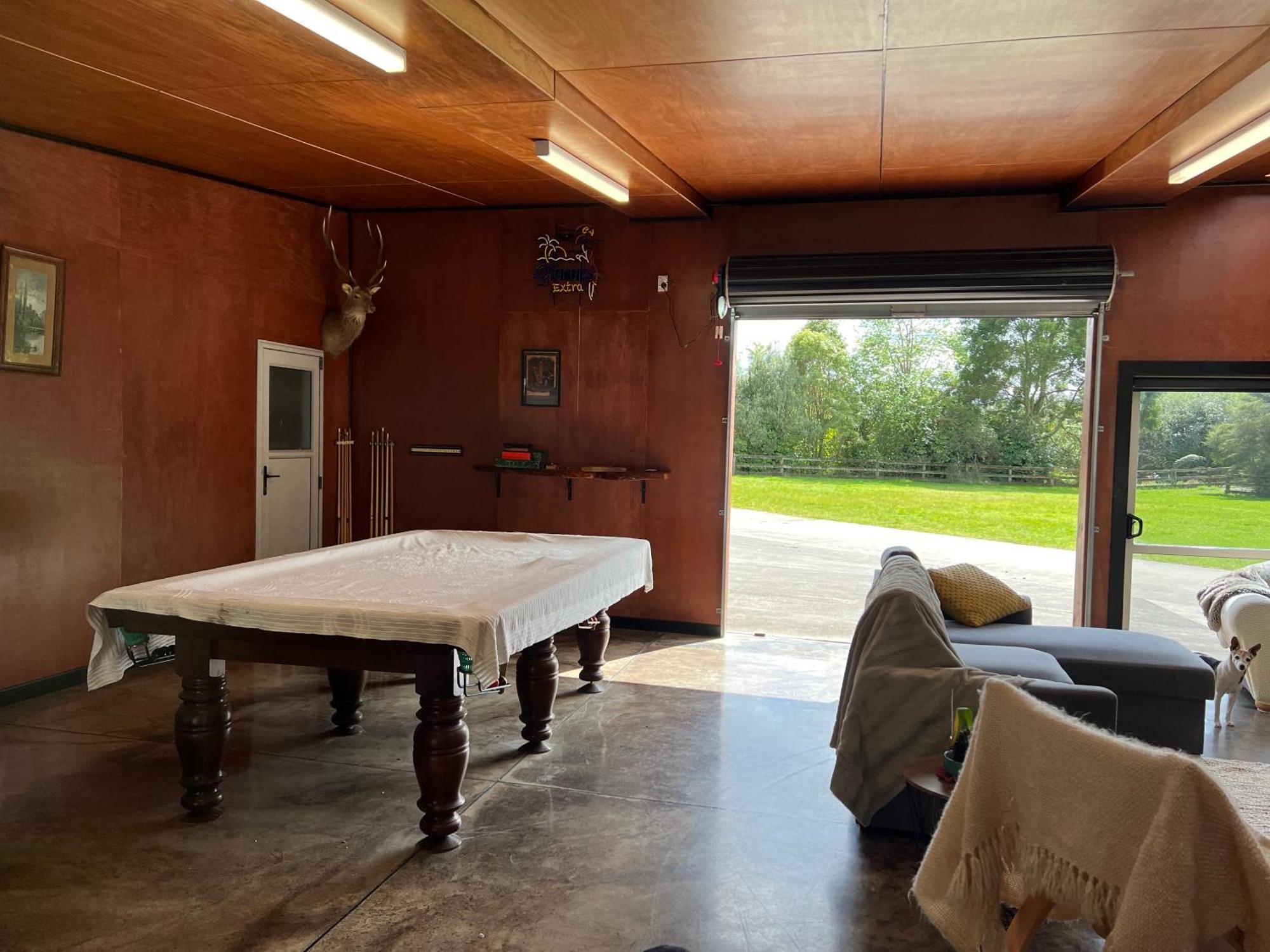 Self Contained Open Shed Space Wainui  ภายนอก รูปภาพ